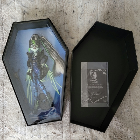 NEW Monster High Haunt Couture Midnight Runway Frankie Stein Doll - Picture 6 of 16